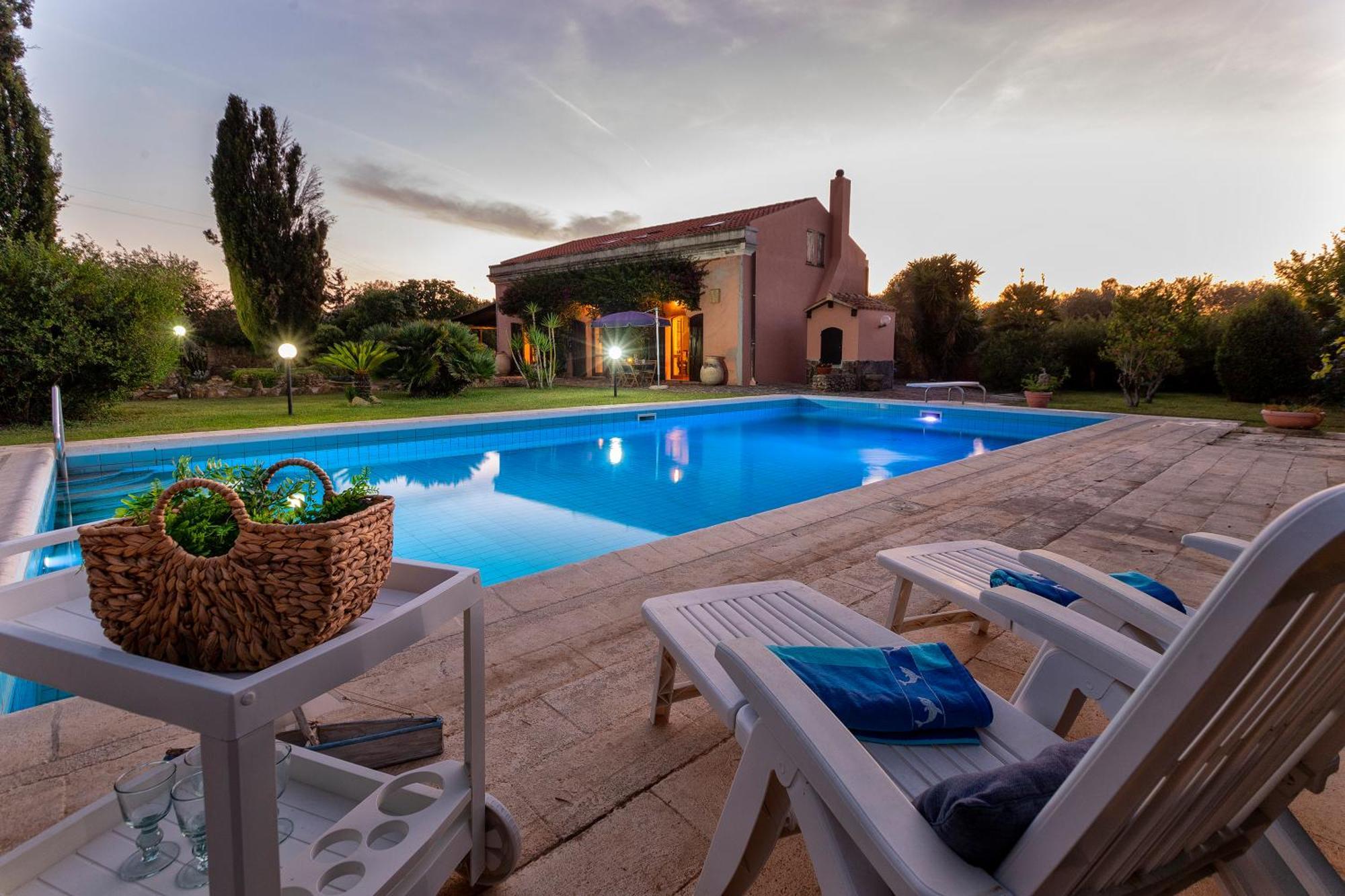 Sardinia Re - Donna Beatrice Villa Alghero