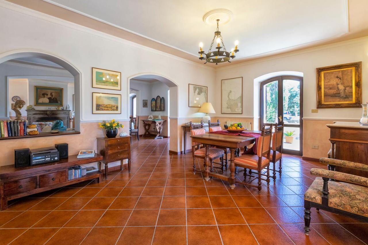 Sardinia Re - Donna Beatrice Villa *